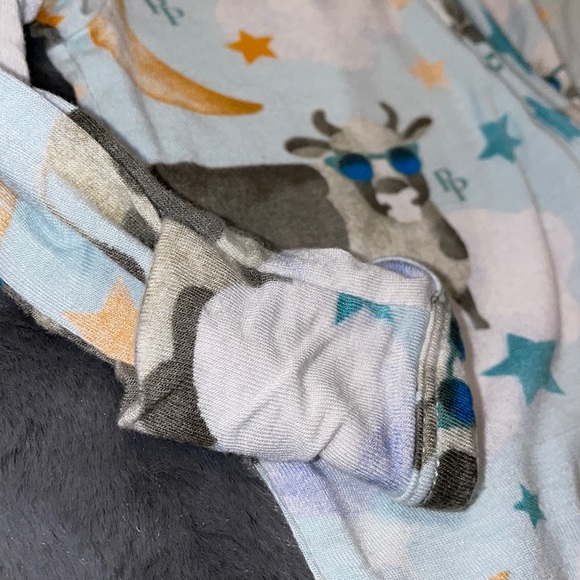 Newborn (fit 0-3) Posh Peanut Tex Cow Jumped Over Moon Zipper Footie - Picture 7 of 12